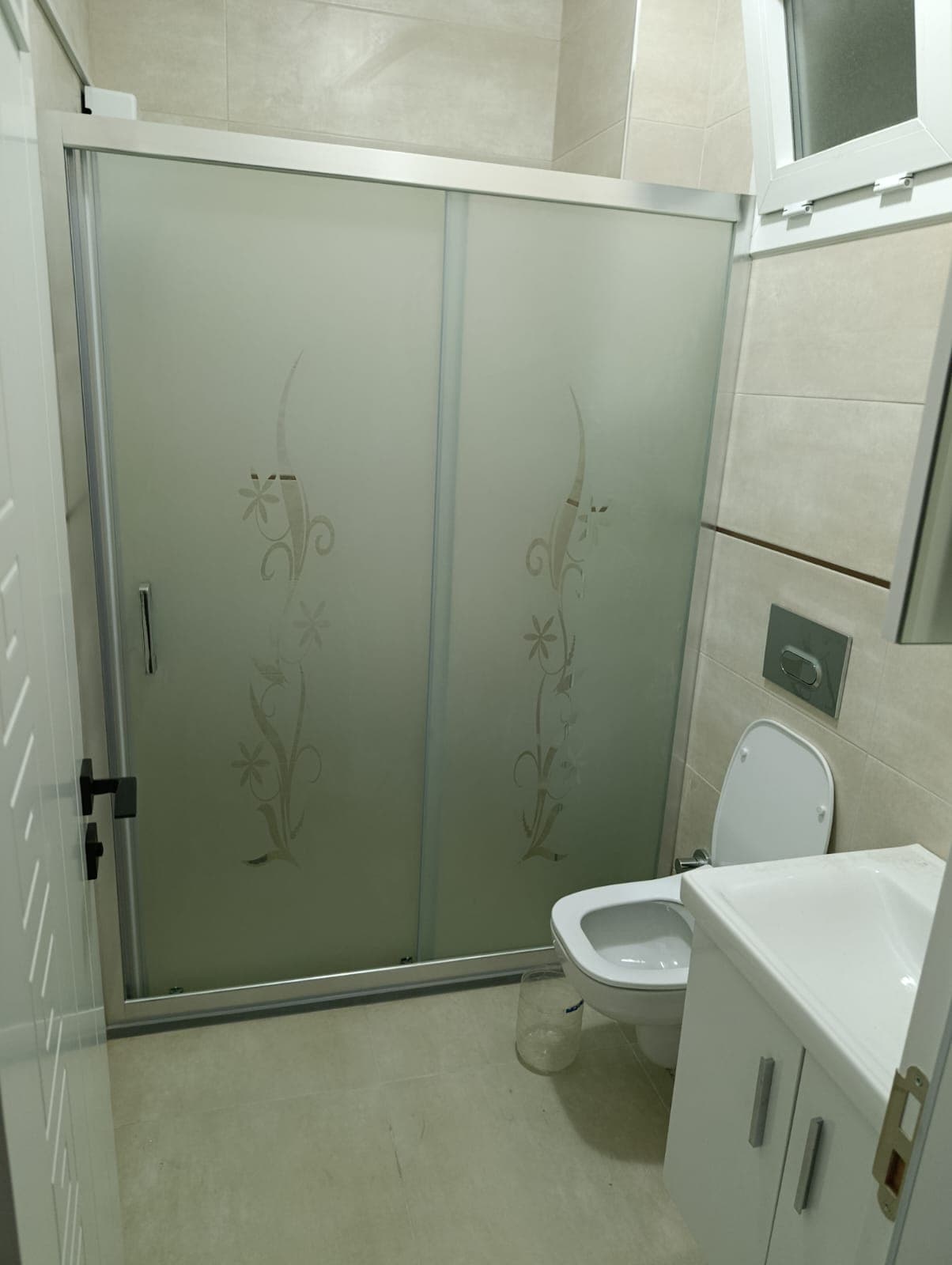 Mordoğan Merkez'de Eşyalı Kiralık Daire küçük görsel 2