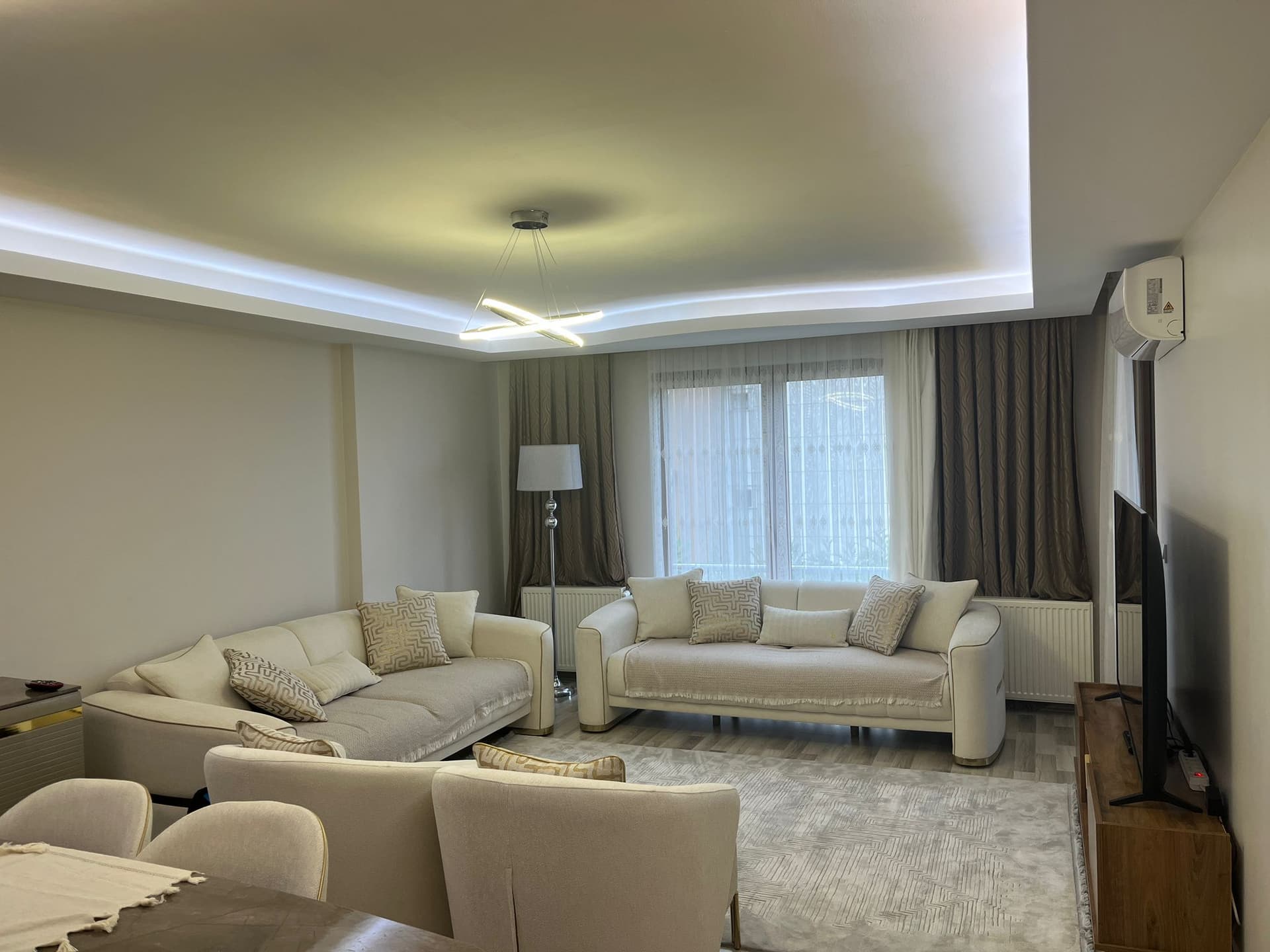 Silivri'de Modern Site İçinde Geniş 3+1 Daire küçük görsel 6